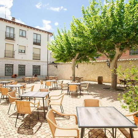 Azz Penafiel Las Claras Hotel & Spa ภายนอก รูปภาพ